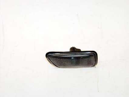 Side Marker left on fender Volvo S60/S80/ V70N/ XC70 and XC90 Brand new parts for volvo